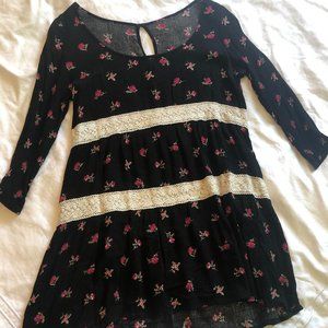 FREE WITH PURCHASE Boho floral mini dress